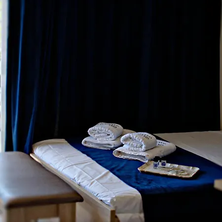 Castor - The Spartan Home Extérieur photo